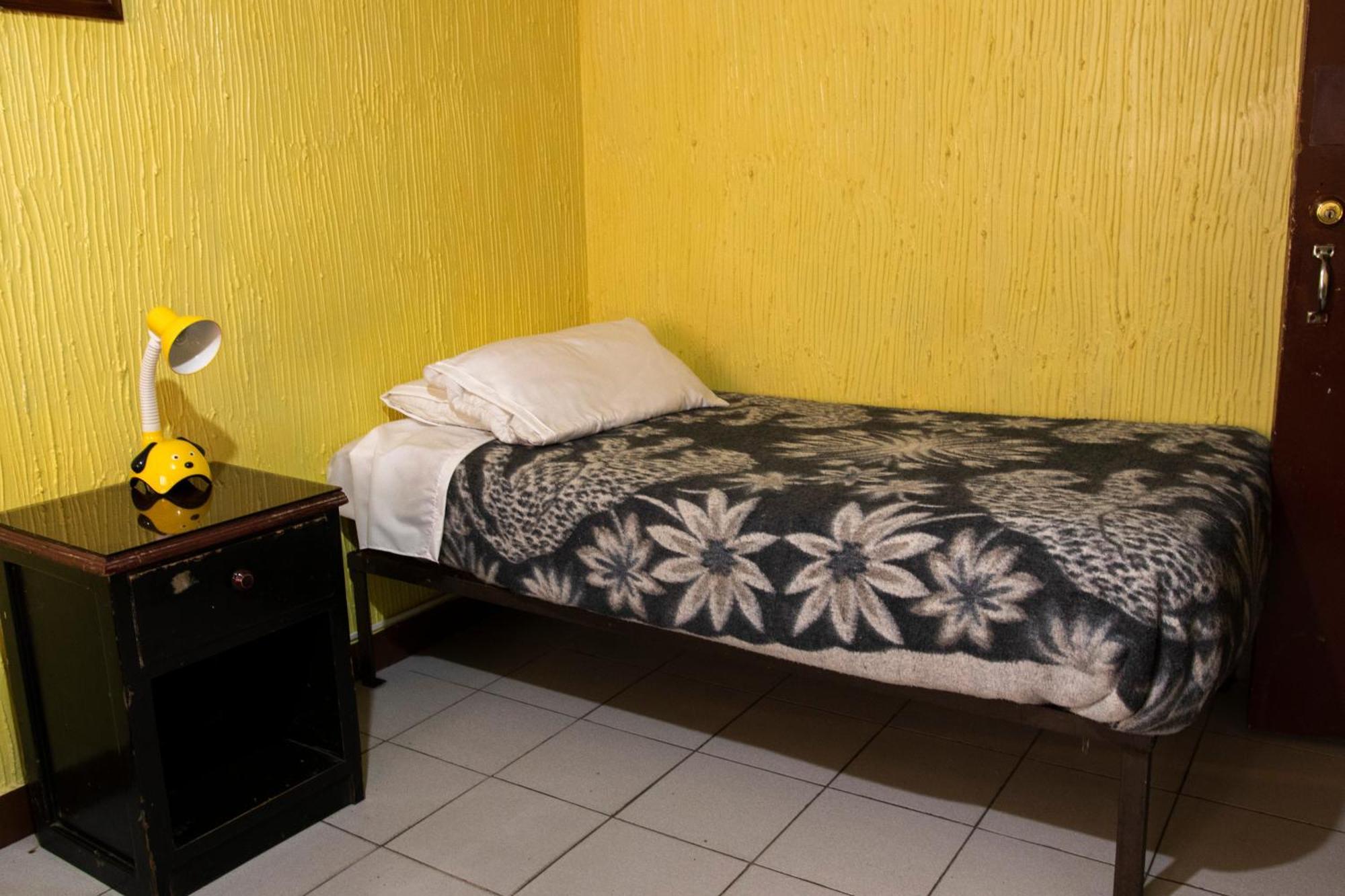 Hostal Carlos Luis Quito Buitenkant foto