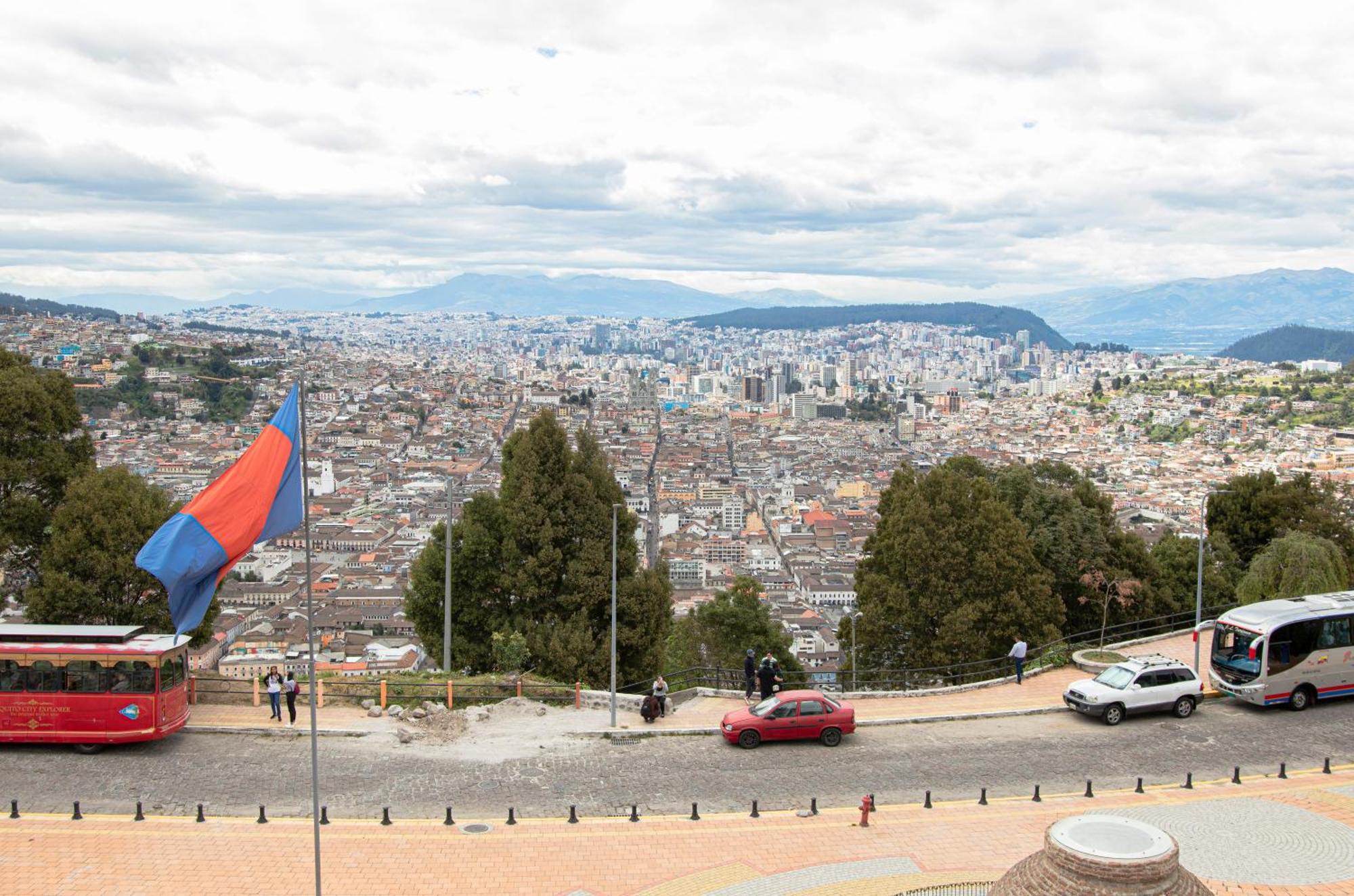 Hostal Carlos Luis Quito Buitenkant foto