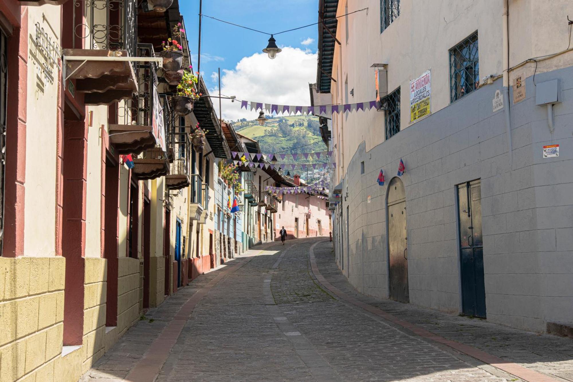 Hostal Carlos Luis Quito Buitenkant foto