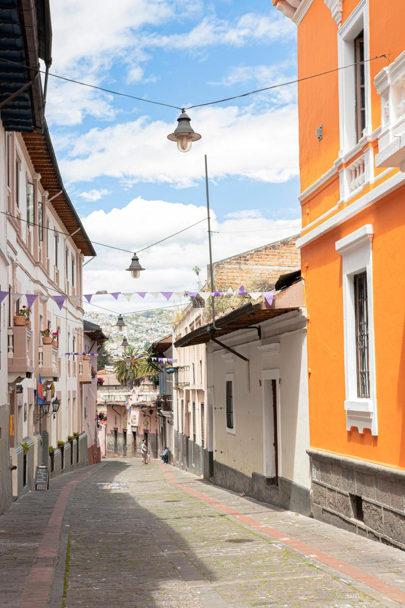 Hostal Carlos Luis Quito Buitenkant foto