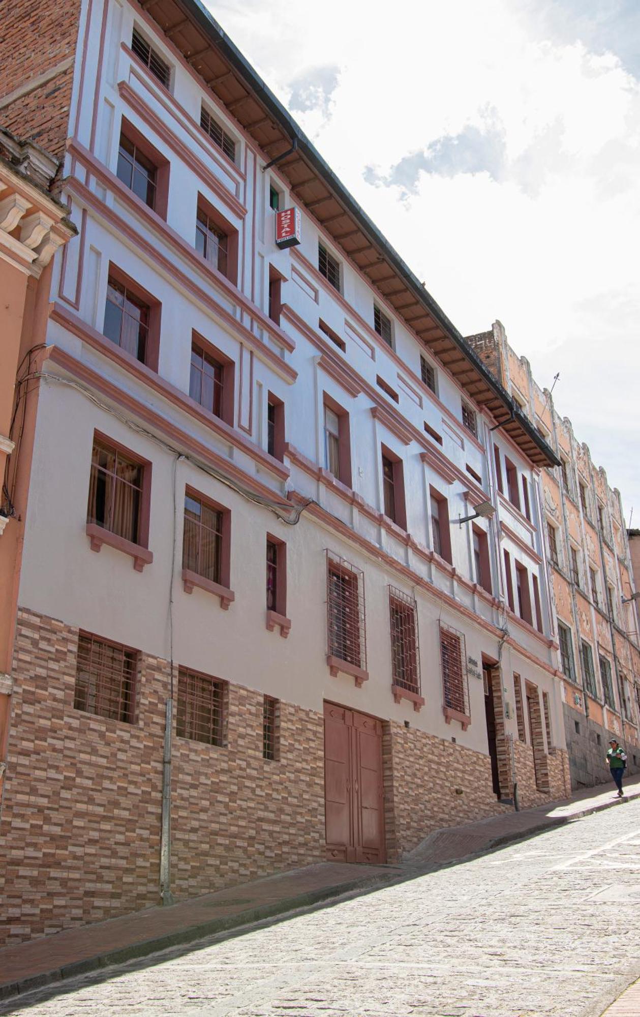 Hostal Carlos Luis Quito Buitenkant foto